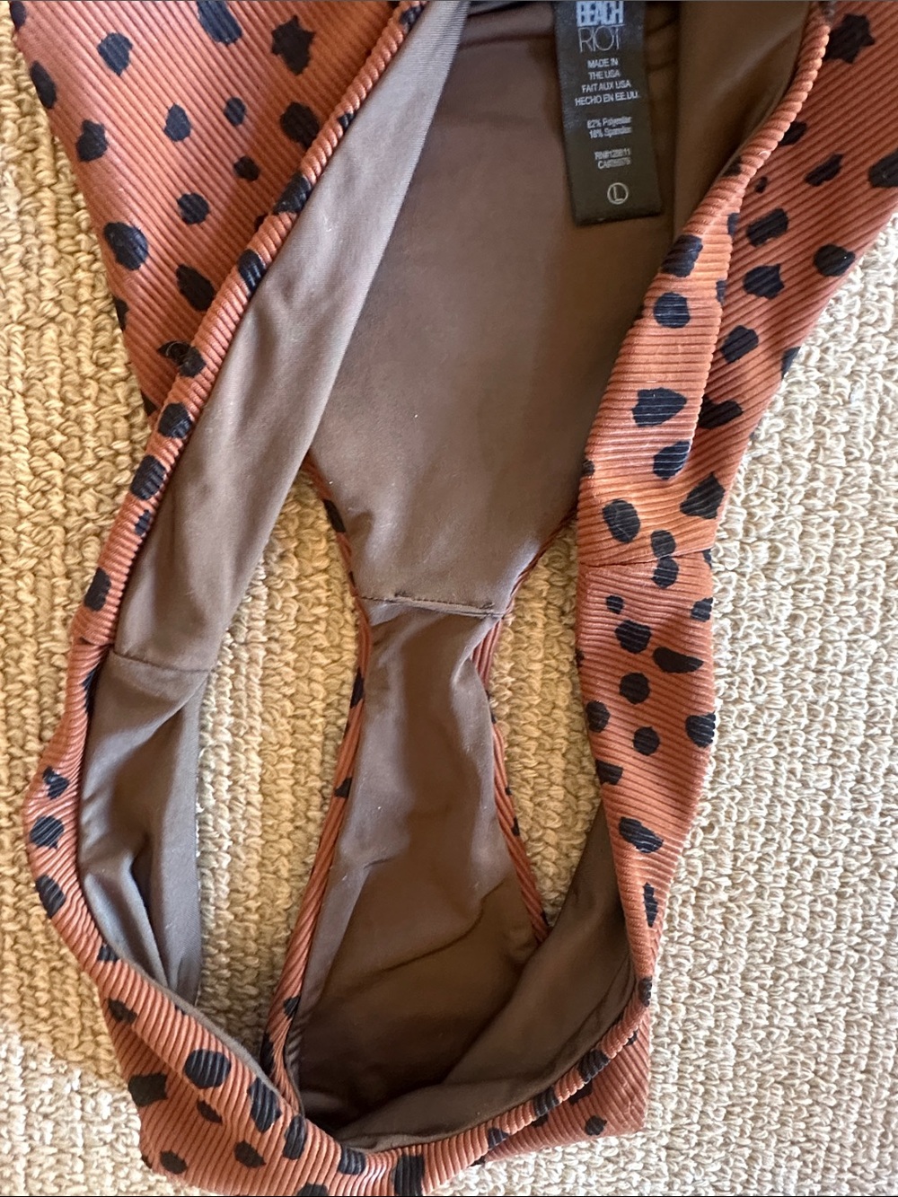 Beach Riot Sport 2 piece never worn - Picture 5 of 6